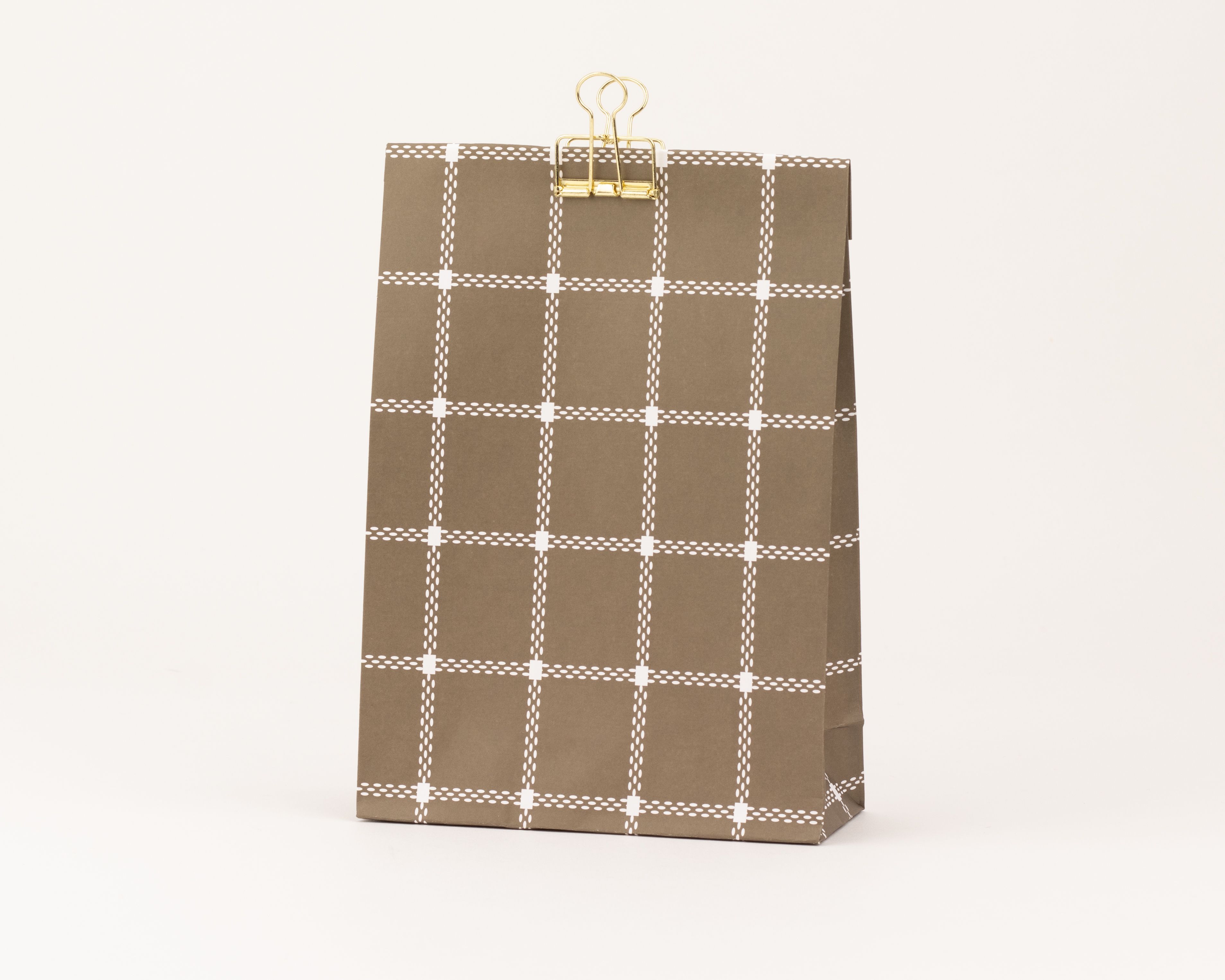 Papiertüten Blockbodenbeutel in Olivgrün mit einem weißen Karomuster aus gepunkteten Linien