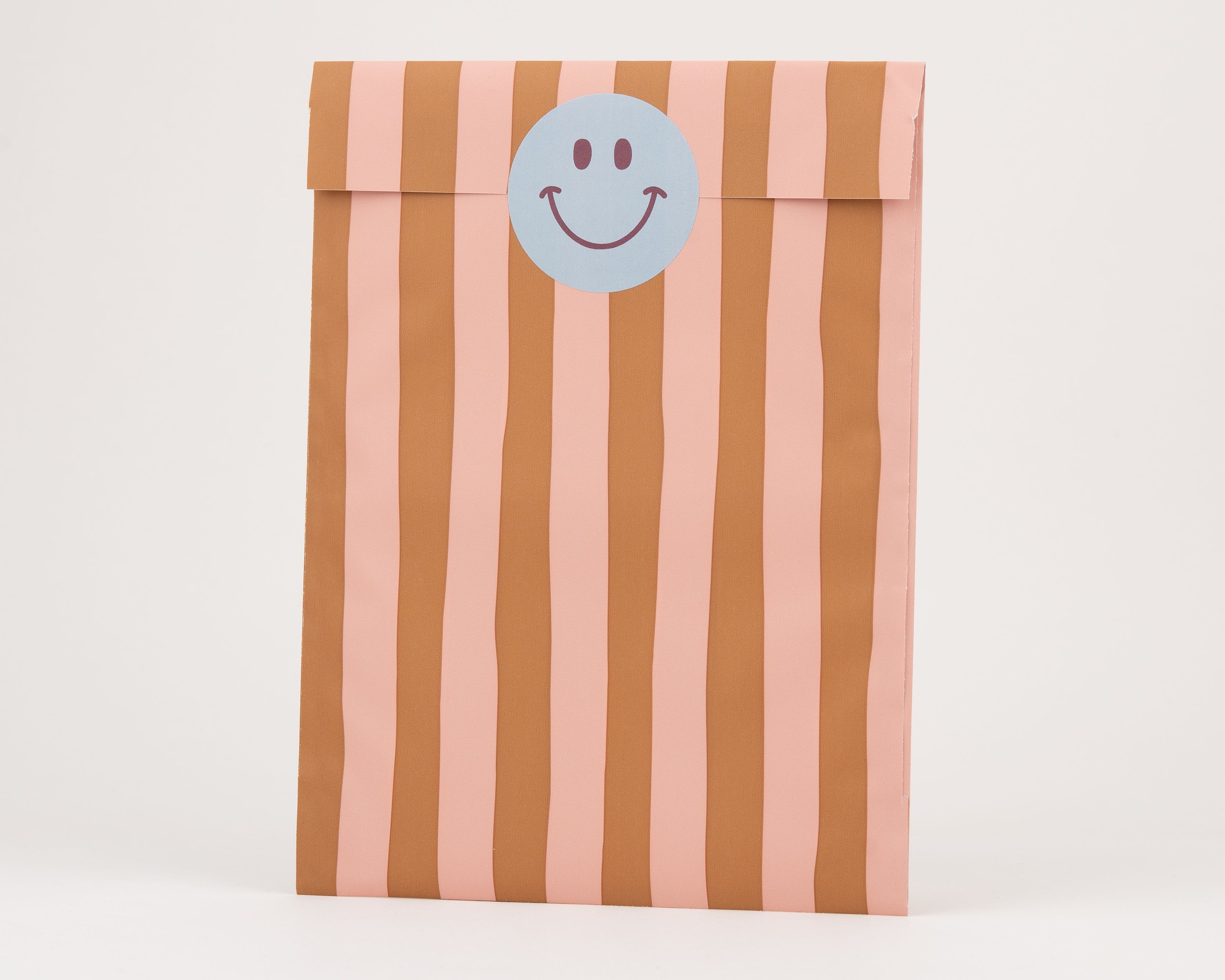 Papiertüten Flachbeutel mit Streifen in Rosa und Rost, die Innenseite ist Rosa